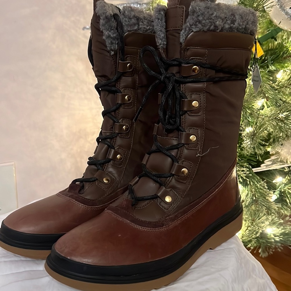 New Women's Cole Haan boots